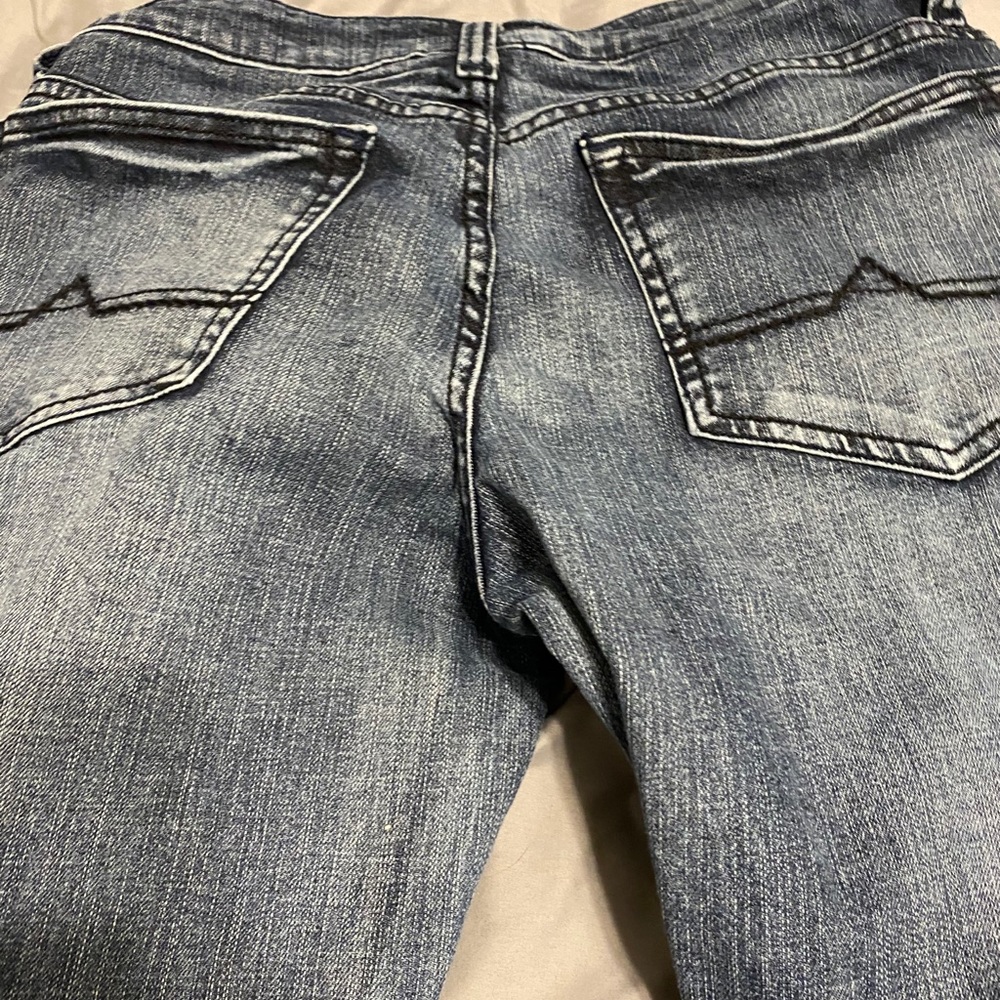 Men’s urban pipeline jeans